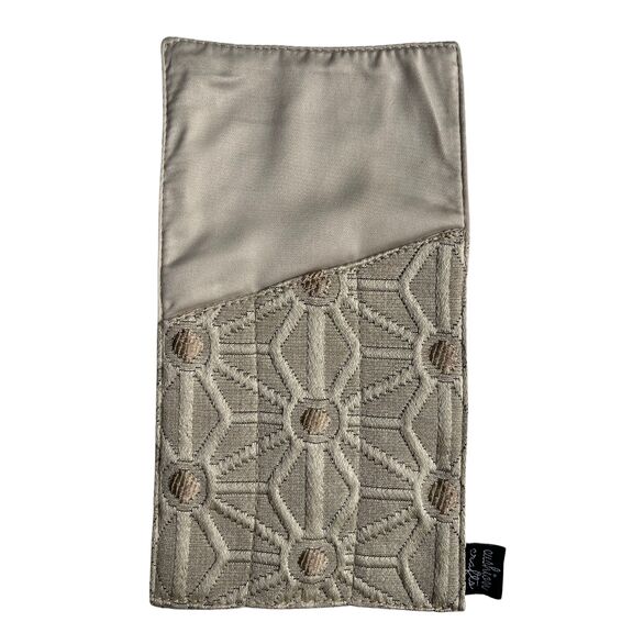 Fawn harmoney Wooven Jaquard cutlery holder